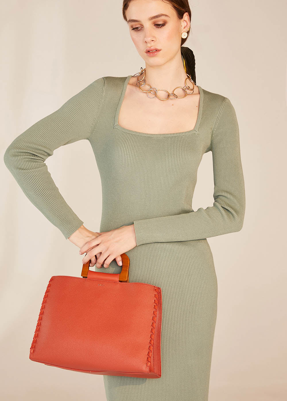 DEBS0236-1
