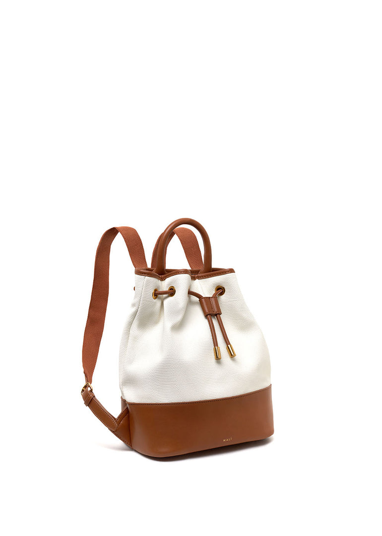 AGBS0039-3